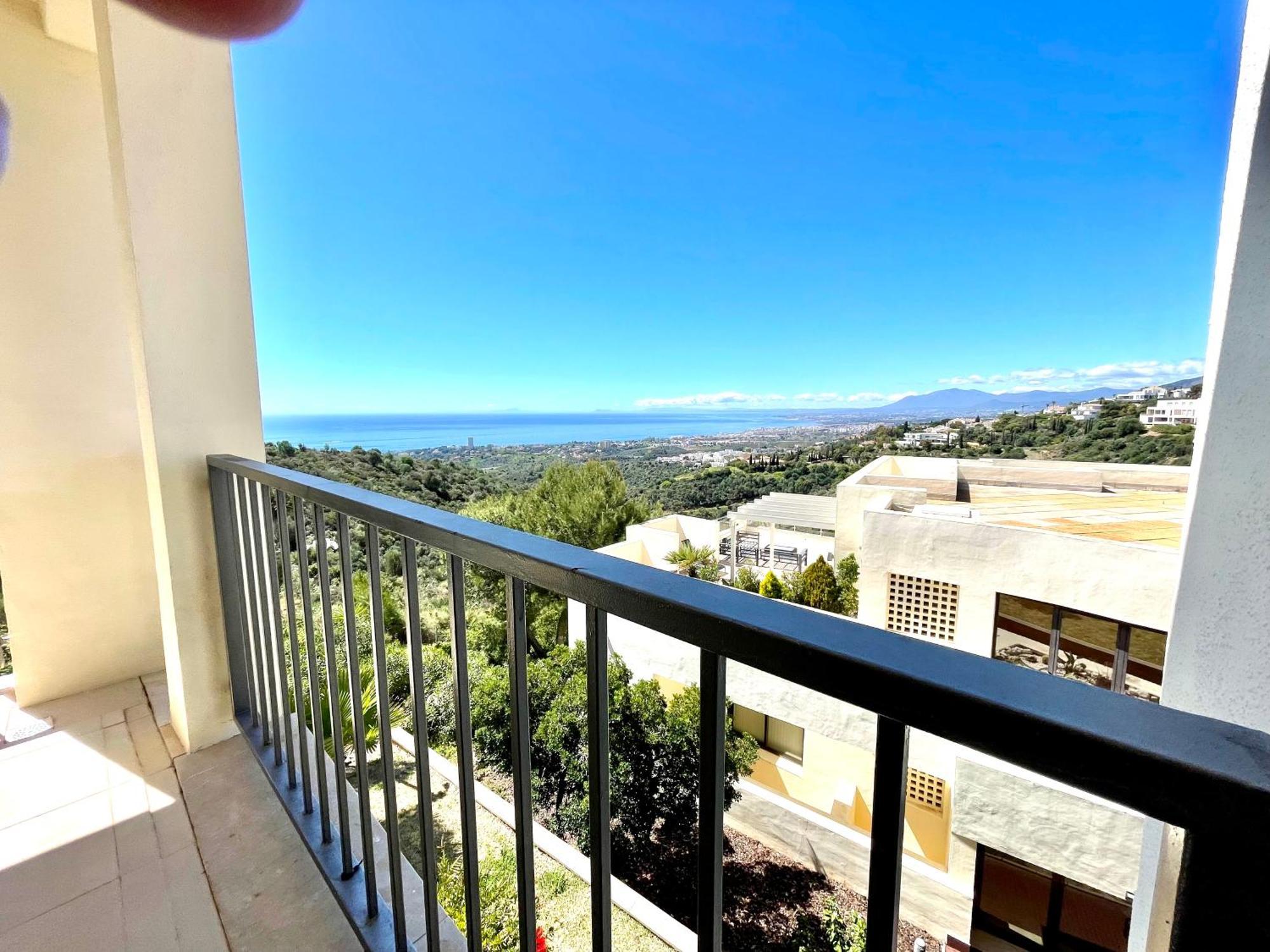 Spectacular Views - Luxury Apartment In Resort - Marbella Hills Buitenkant foto