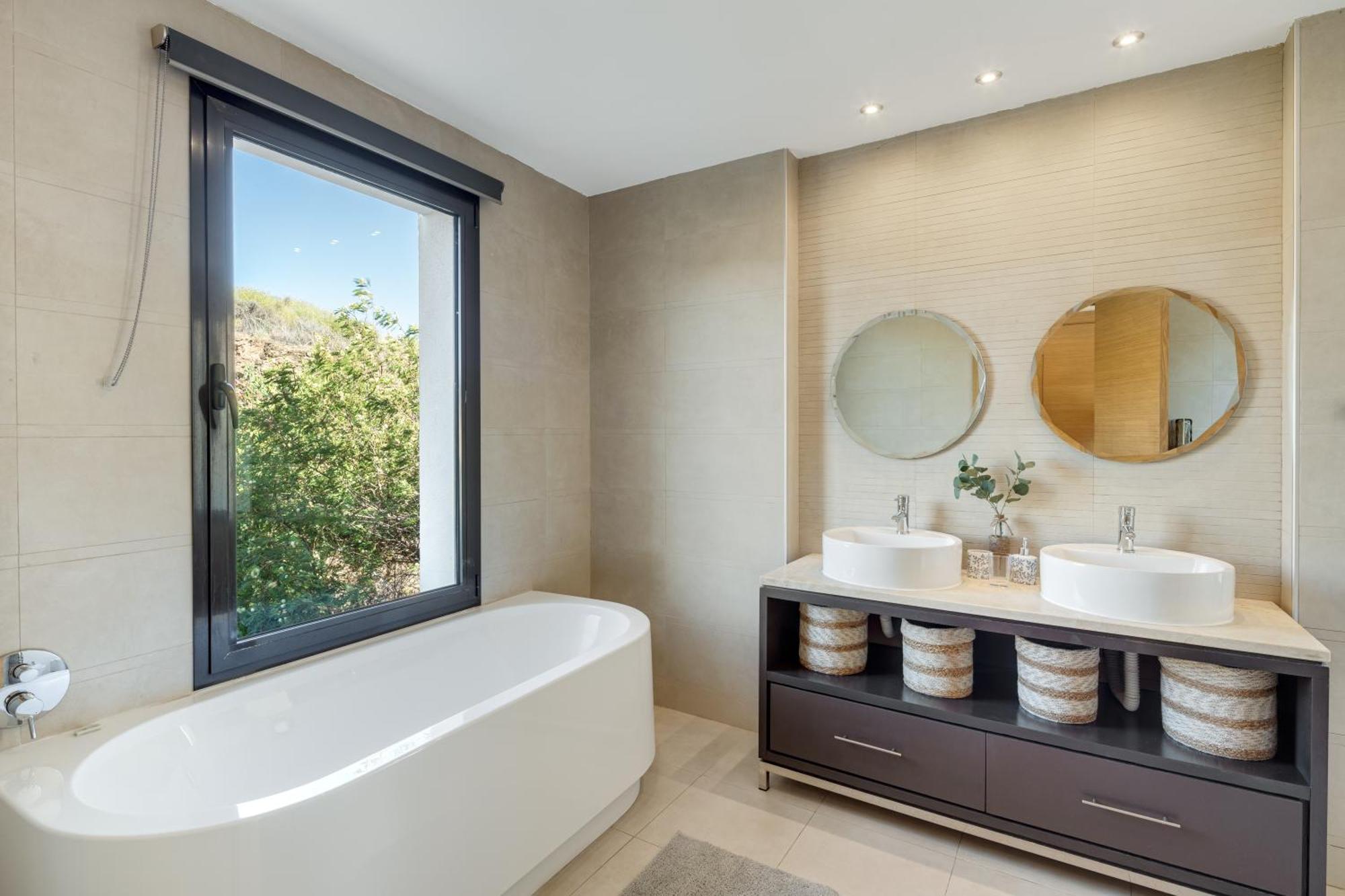 Spectacular Views - Luxury Apartment In Resort - Marbella Hills Buitenkant foto